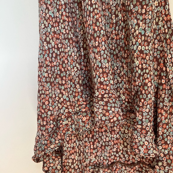 Vintage waist hugging silhouette dress - Picture 5 of 5